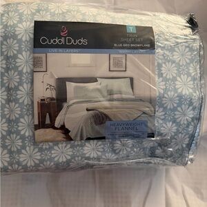 Cuddl Duds Blue Geo Snowflake Twin Sheet Set